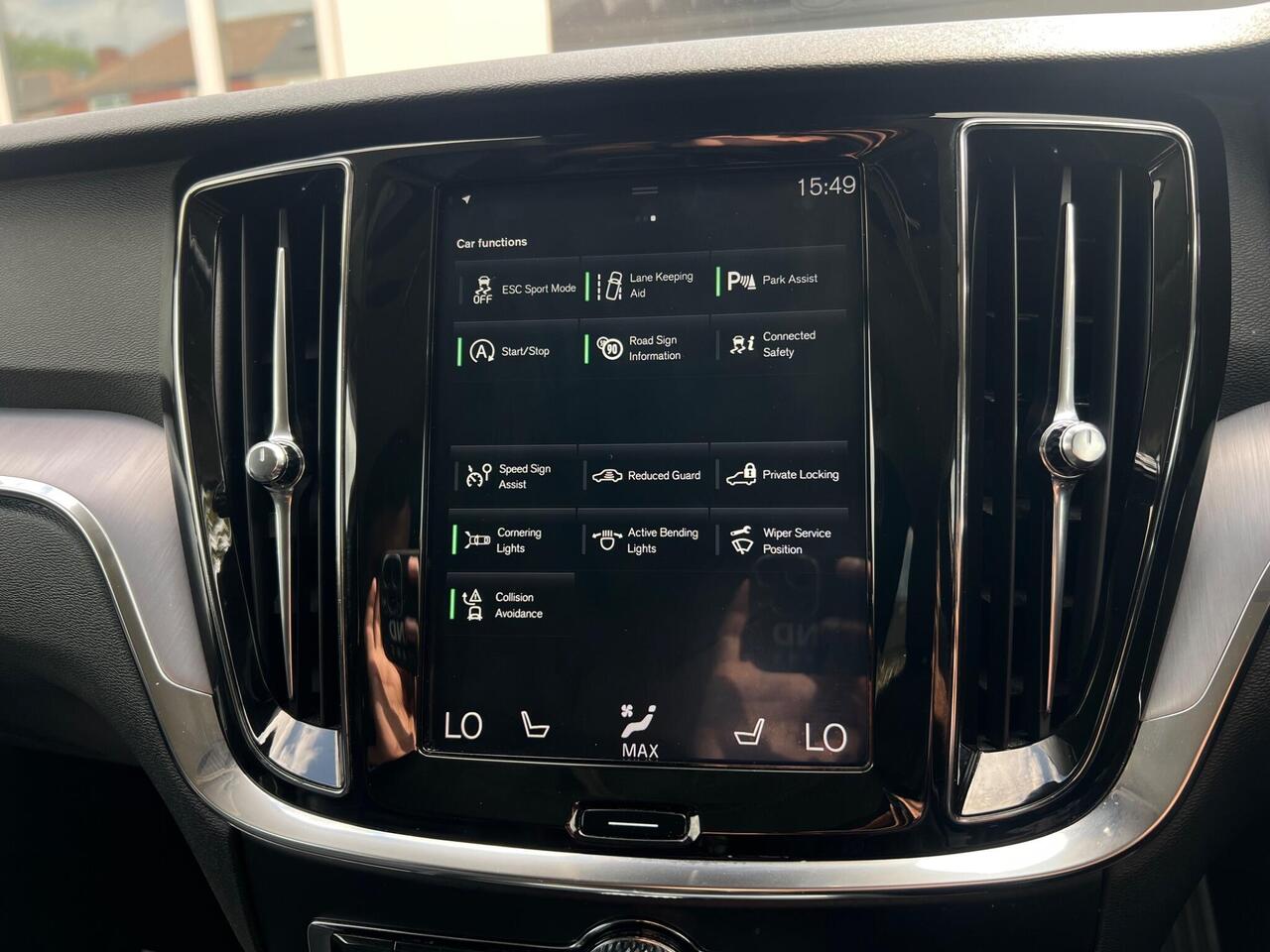 Used 2018 Volvo V60 for sale in Sheffield
