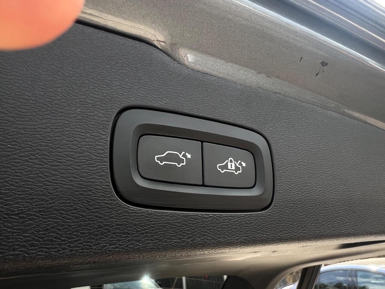Used 2018 Volvo V60 for sale in Sheffield