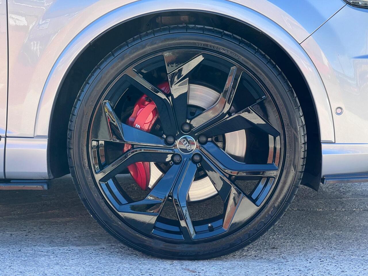 Used 2018 Audi SQ7 for sale in Sheffield