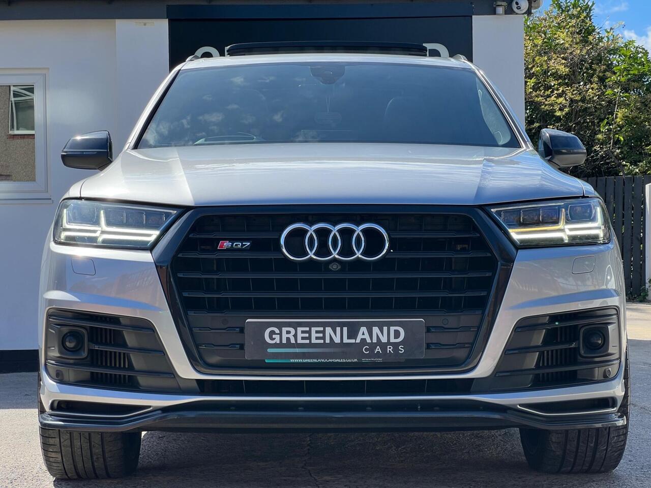 Used 2018 Audi SQ7 for sale in Sheffield