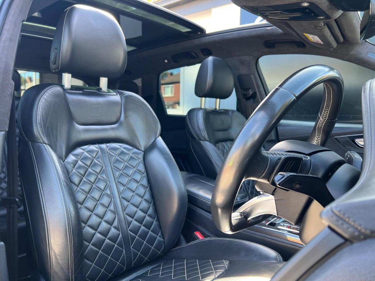 Used 2018 Audi SQ7 for sale in Sheffield