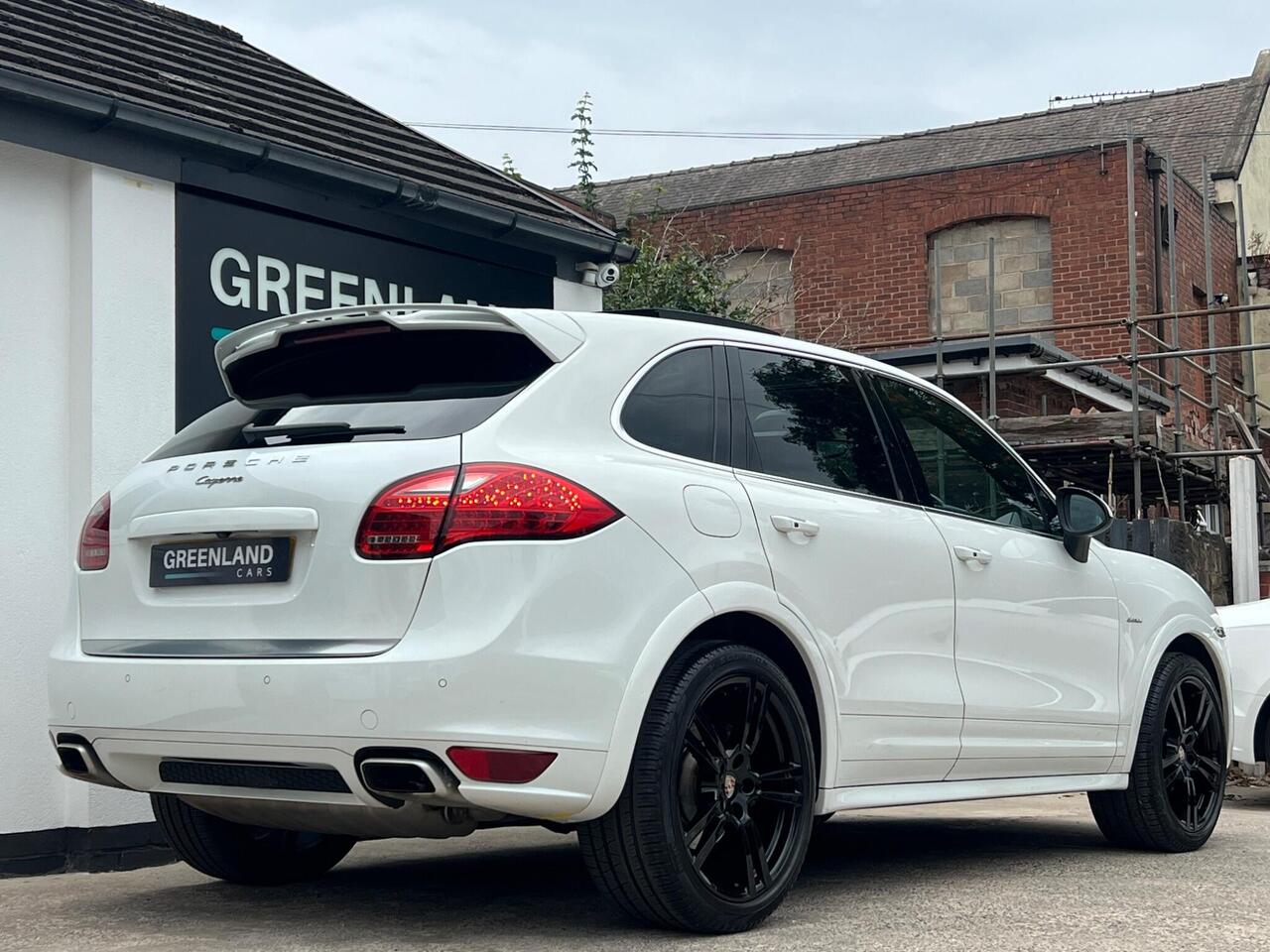 Used 2012 Porsche Cayenne for sale in Sheffield