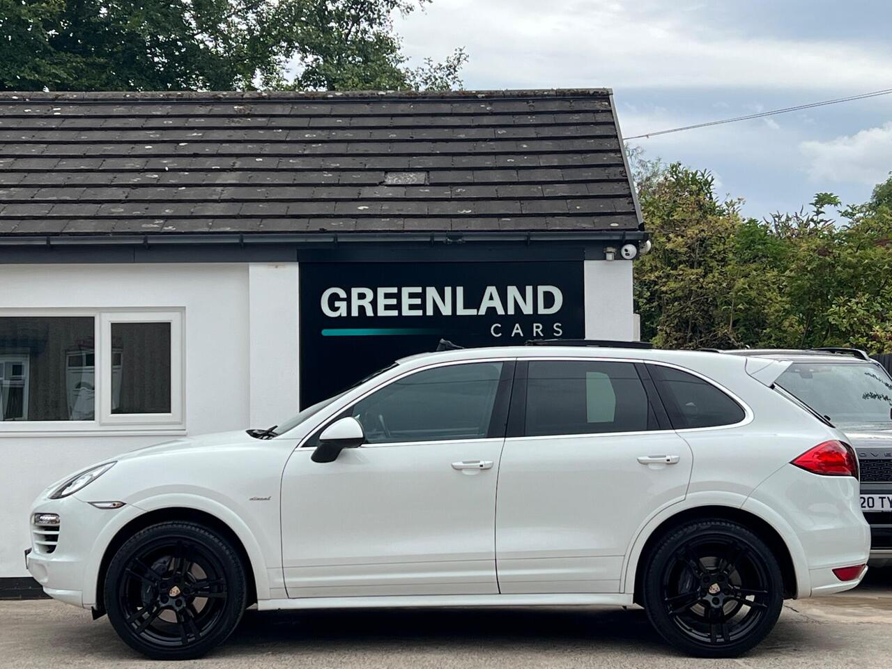 Used 2012 Porsche Cayenne for sale in Sheffield