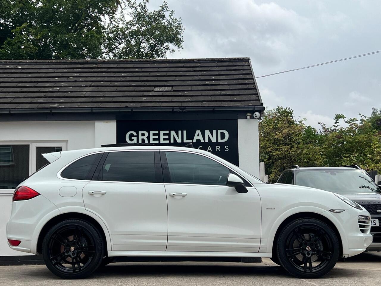 Used 2012 Porsche Cayenne for sale in Sheffield