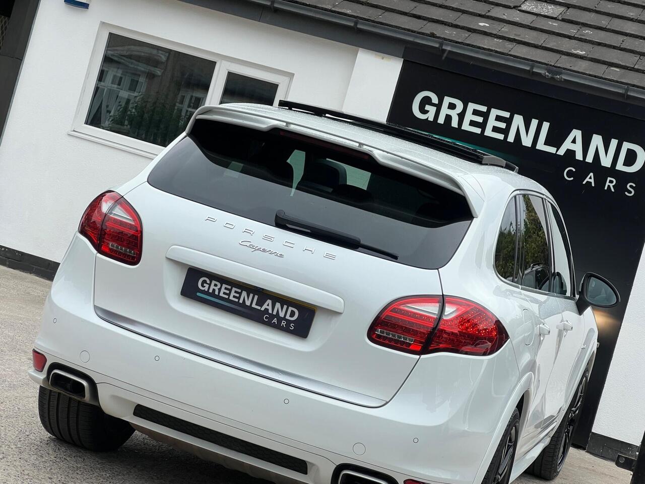 Used 2012 Porsche Cayenne for sale in Sheffield