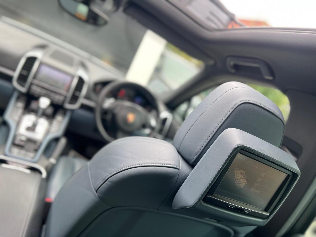 Used 2012 Porsche Cayenne for sale in Sheffield