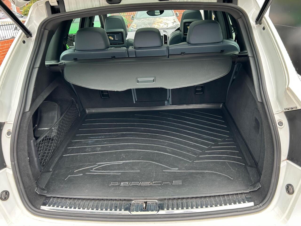Used 2012 Porsche Cayenne for sale in Sheffield