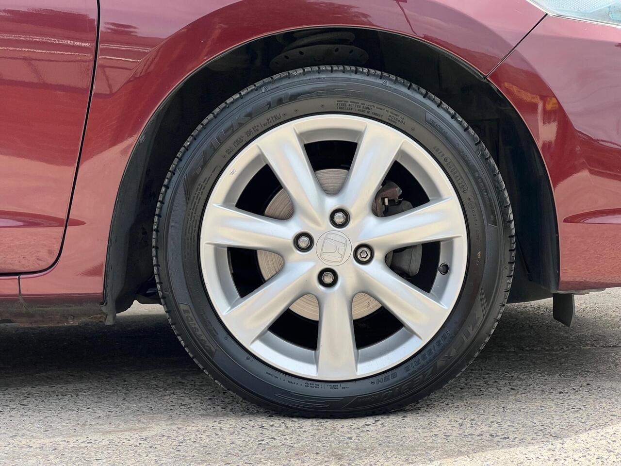 Used 2011 Honda Insight for sale in Sheffield
