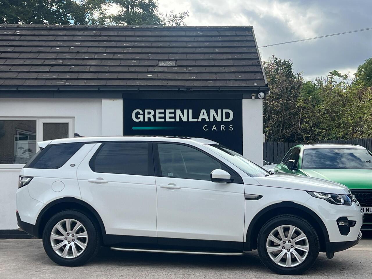 Used 2016 Land Rover Discovery Sport for sale in Sheffield